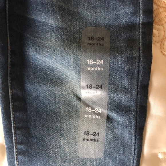 NEW Baby GAP Toddler Pull-On Jeans - Picture 2 of 11